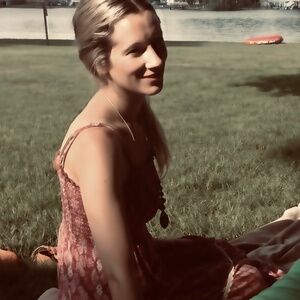 Meet your Posher, Carly